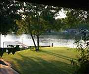 Lakeside Oaks Vacation Lake House Rental